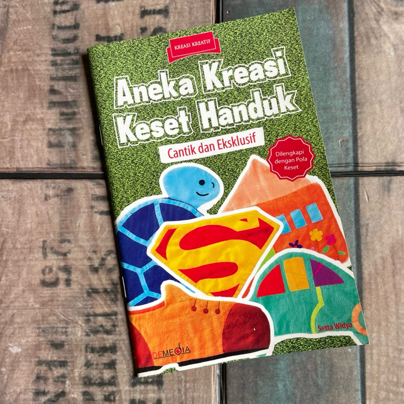 Buku bekas second Aneka kreasi keset handuk