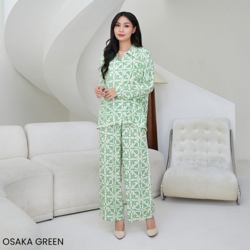 pakaian wanita /stelan baju dan celana wanita / one set / atasan dan bawahan / one set kemeja motif 