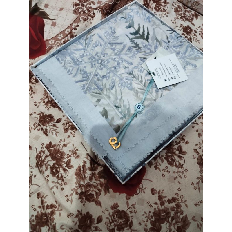 Frozen ice water new buttonscarves