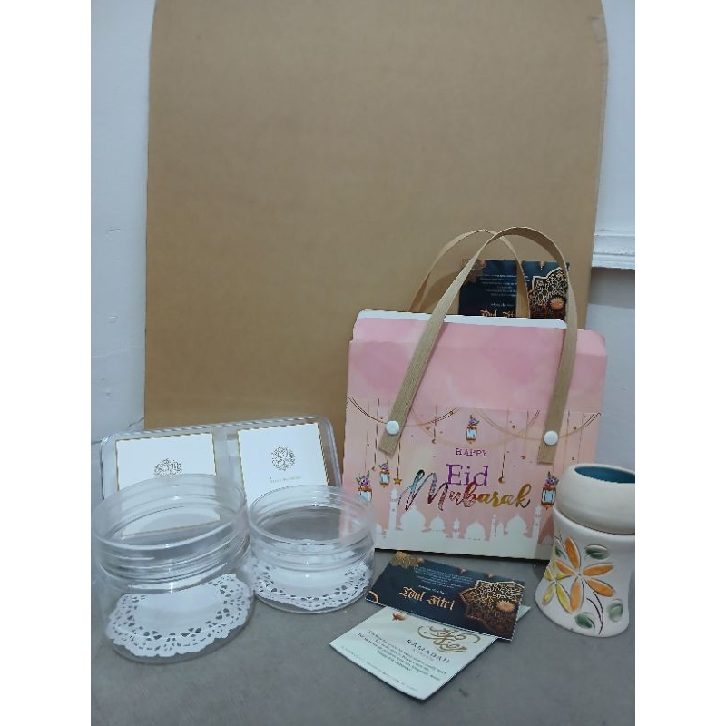 

Hampers box lebaran