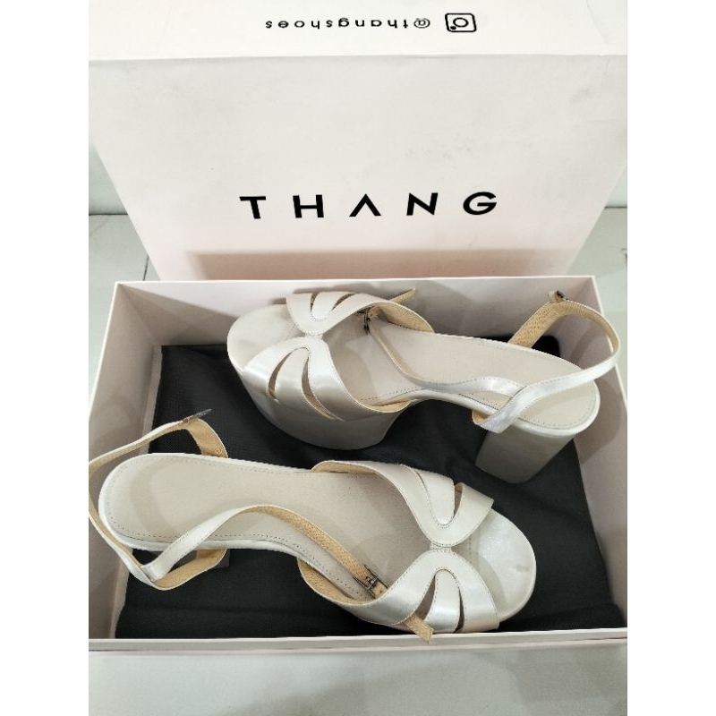 PRELOVED WEDDING SHOES THANG