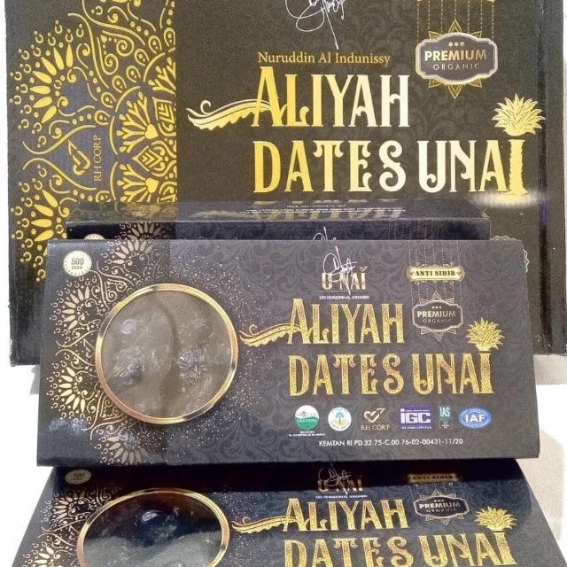 

Kurma Ajwa Aliyah Unai 1Kg Dan Ajwa Madinah Unai 500g Grade Premium Organik