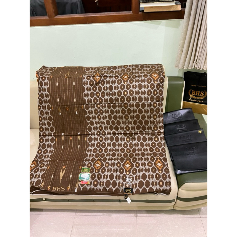 Sarung BHS SKI Sarang Tawon Full Sutra 210 Spunslik / Limited Edition