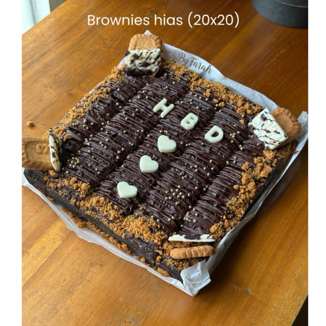 

FUDGY BROWNIES HIAS (bisa req tulisan)
