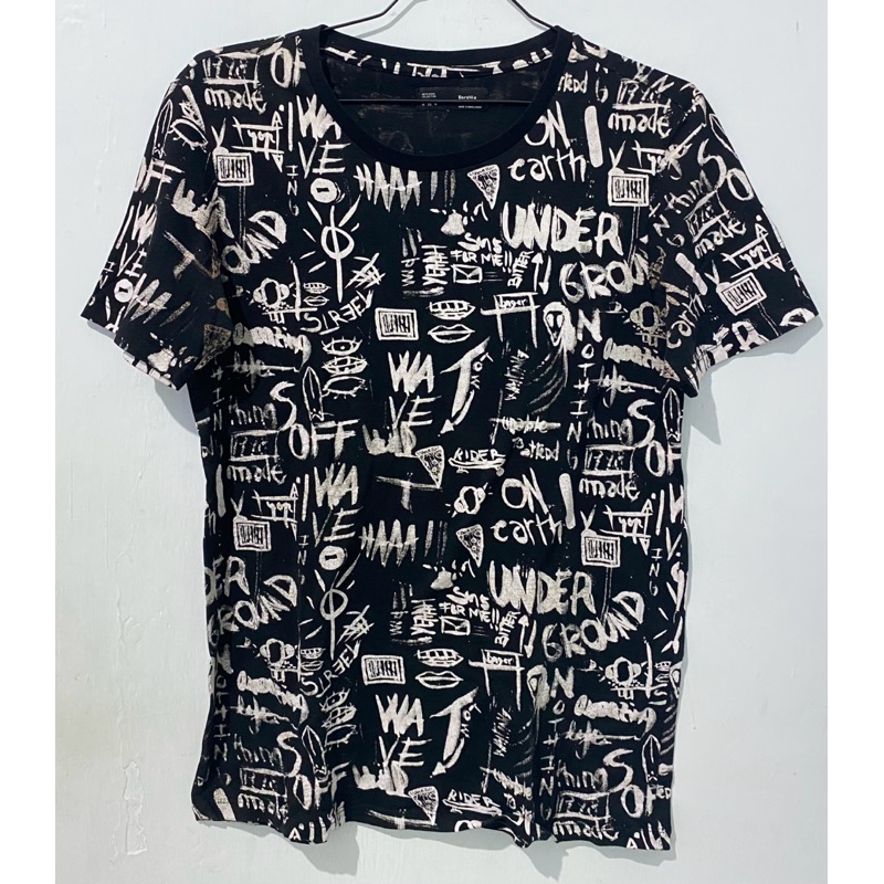 [𝐏𝐑𝐄𝐋𝐎𝐕𝐄𝐃] BAJU KAOS HITAM PRIA BERSHKA LENGAN PENDEK