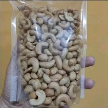 

Kacang Mede Matang Premium Oven Mete Panggang 1 kg