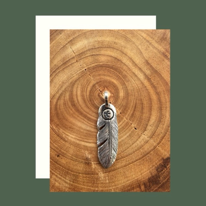 Pendant kalung Feather Goros