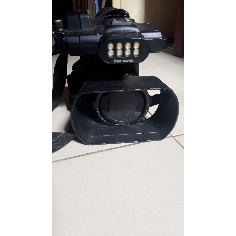 kamera PANASONIC HC-PV 100