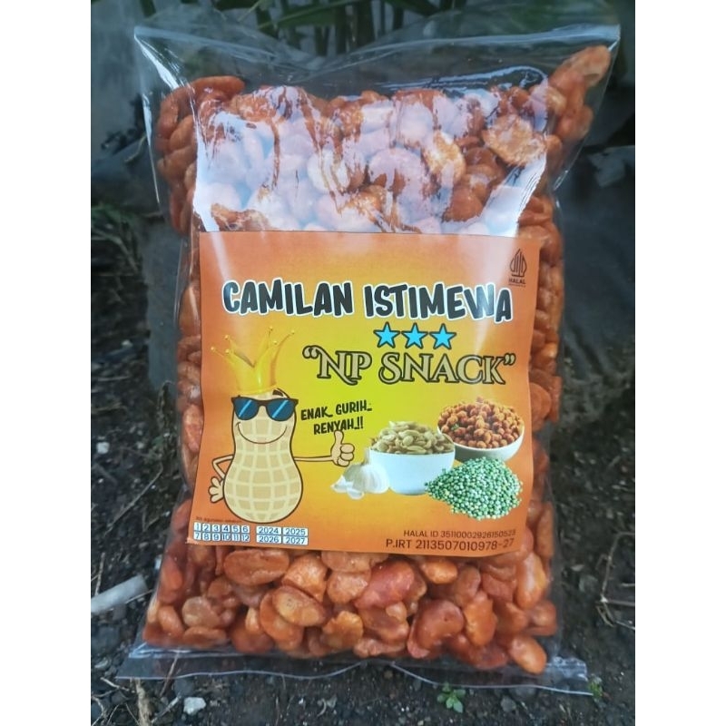 

SNACK LEBARAN ANEKA KACANG-KACANGAN