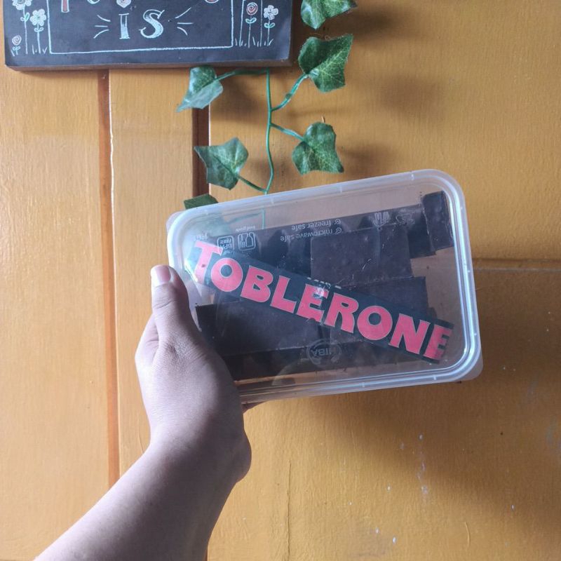 

patahan coklat t*bler*n 300gr