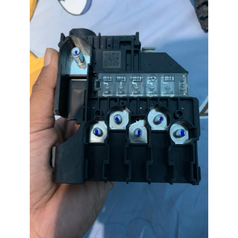 Sekring aki atau terminal aki fuse sekring aki Honda CR-V HRV original