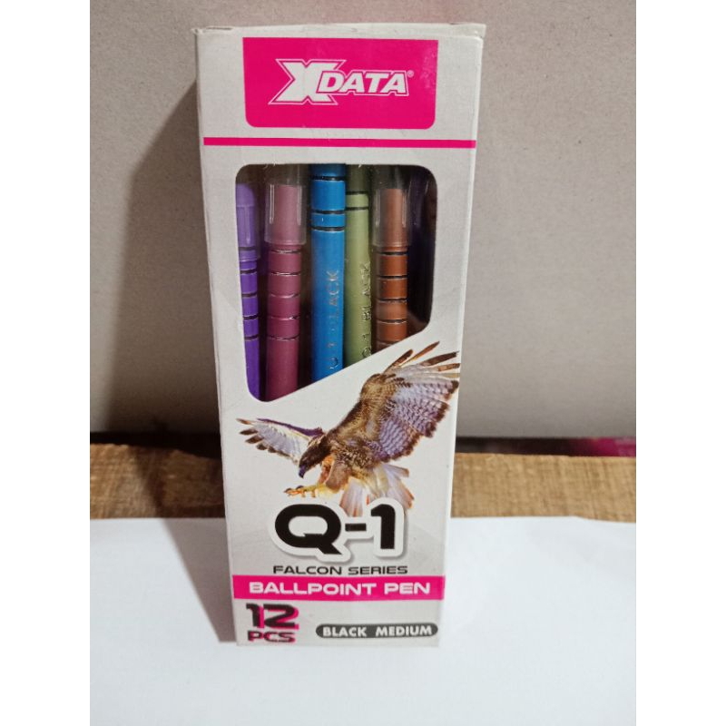 

1 Kotak ( isi 12 Pcs) PENA Q-1 X DATA