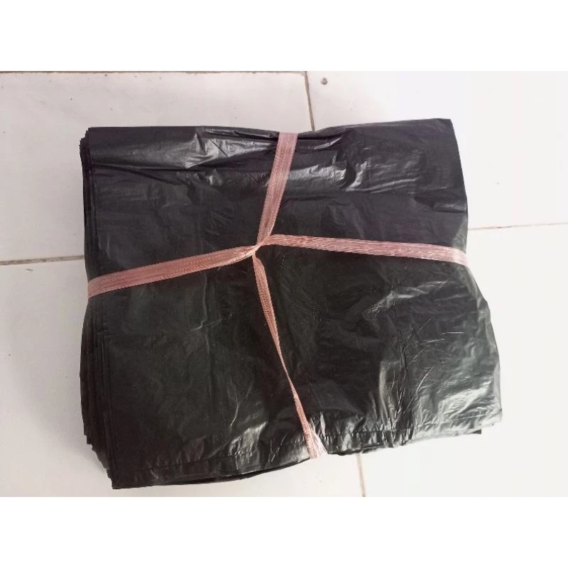

Kresek hitam kiloan uk 28