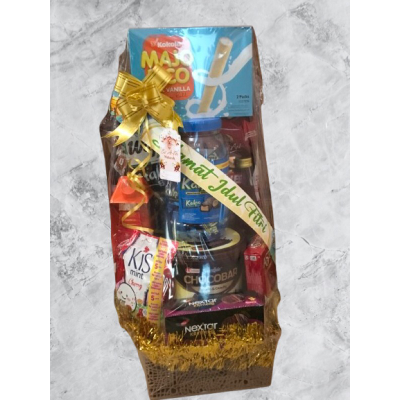 

PARCEL / HAMPERS LEBARAN (PAKET ISTIMEWA)