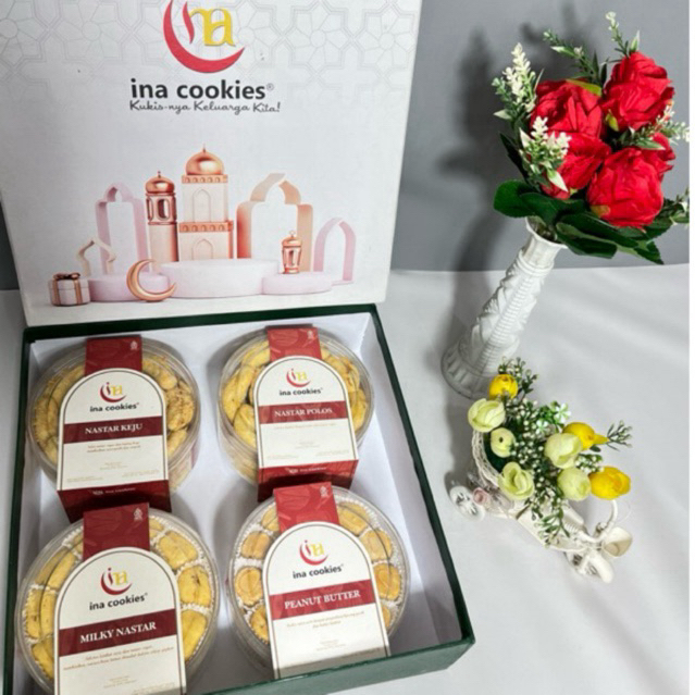 

Hampers - Gable Toples Reguler Isi 4 Ina Cookies Kue Kering Lebaran Premium