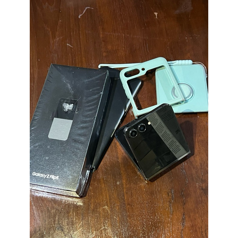 SECOND!!! SAMSUNG Z FLIP 5 (8/256)