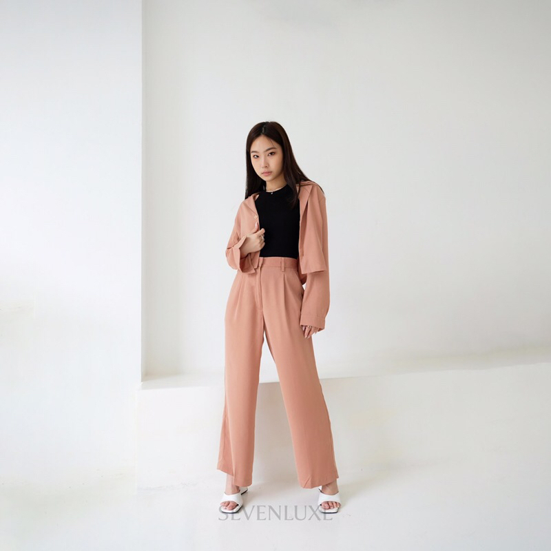 One set Blazer Crop