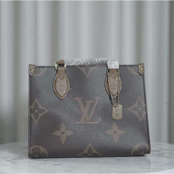 TAS HANDBAG L ONTHEGO PM MONOGRAM REVERSE CANVAS