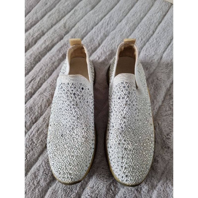 Preloved Sepatu Staccato - Silver