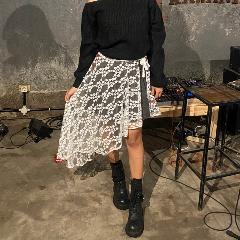 LACE SKIRT/ LACE / ROK BRUKAT/ LAYERING