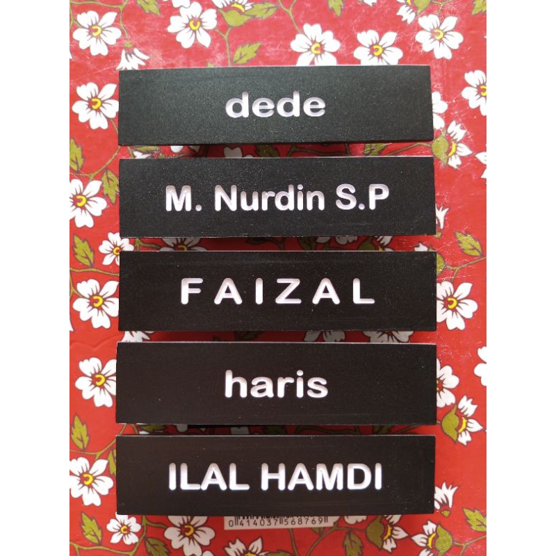 

SEHARI JADIII ! NAMETAG GRAFIR DOFF PENITIK DAN MAGNET PAPAN NAMA DADA NAMETAG MURAH