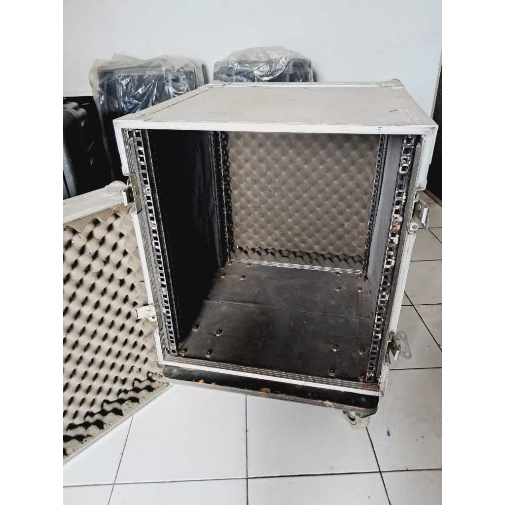 Box Hardcase 12 U Acc Soundsystem