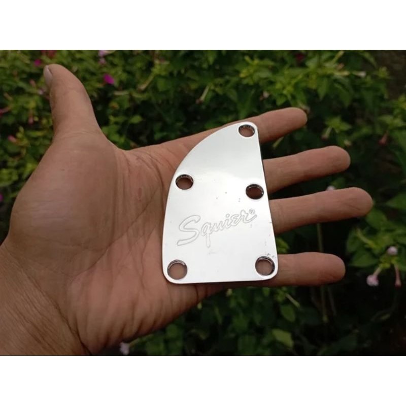 Neck Plate Bass Original Squier