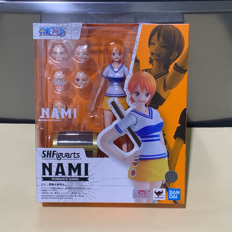 SHF One Piece NAMI Romance Dawn Action Figure Bandai