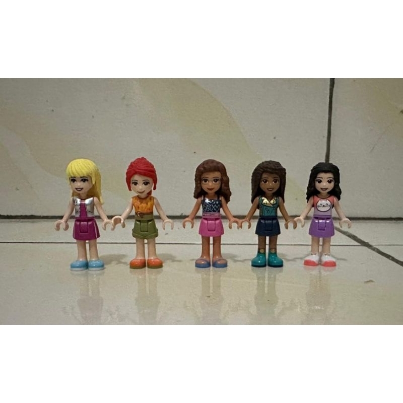 Lego friends 2018 minifigure Mall outfit - 1 paket, 5 minifigure