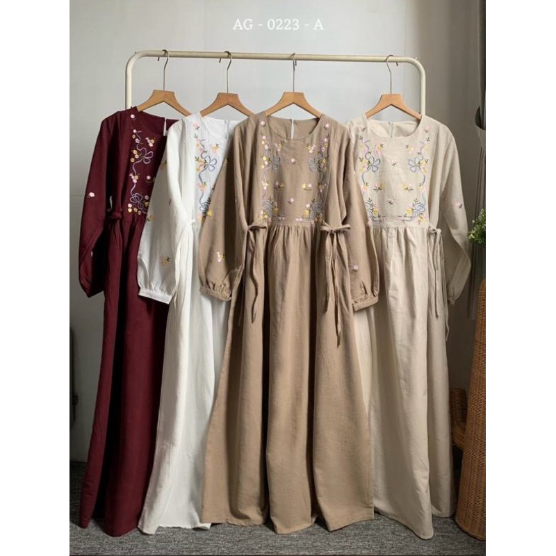 GIRLFASHIONSTORY ORIGINAL SANDRINA PREMIUM LINEN MAXI DRESS BORDIR