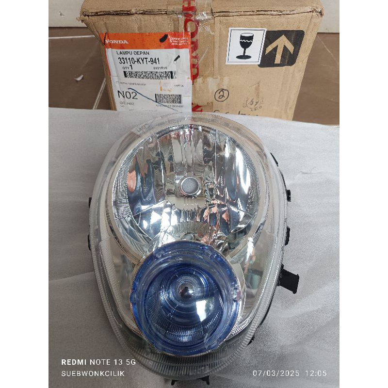 lampu depan honda scoopy karbu original AHM