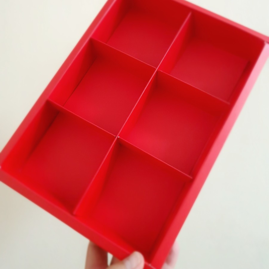 

Box Mika Polos Dus Mooncake 100gr Sekat 6