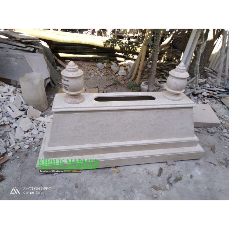 Kijingan / Makam Batu Marmer Tulungagung