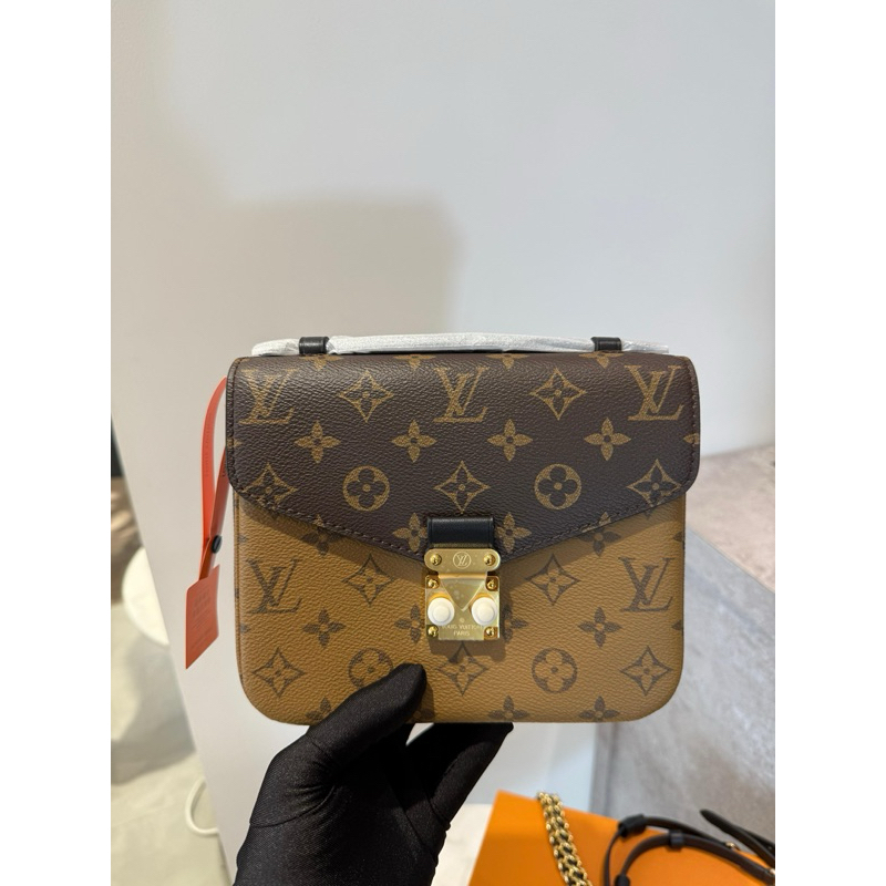 Tas Louis Vuitton Metis Pochette Backpack Reversible Mutli Fungsi Leather Kulit Asli