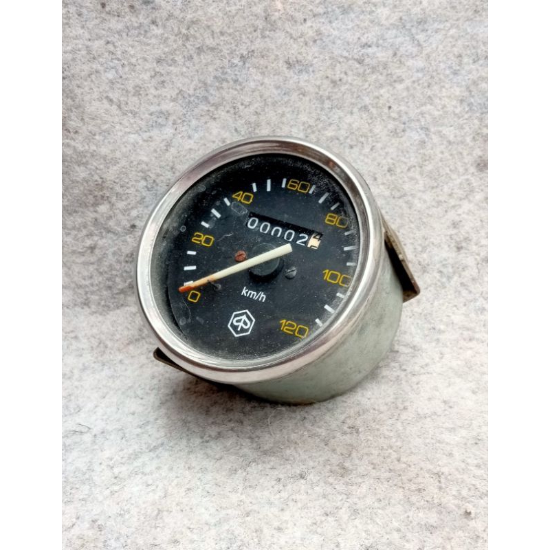speedometer Vespa Excel new old stock