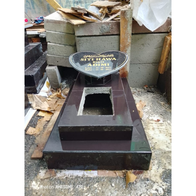 bangunan makam bayi 40x70