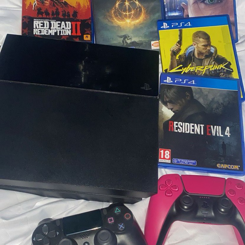 PS 4 FAT 1 TB DAPET AKUN GAME DAN STIK 1 HITAM ORI PS BACA DESKRIPSI