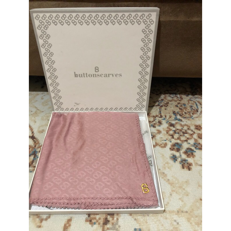 prelove everyday tapis embossed orchid haze buttonscarves