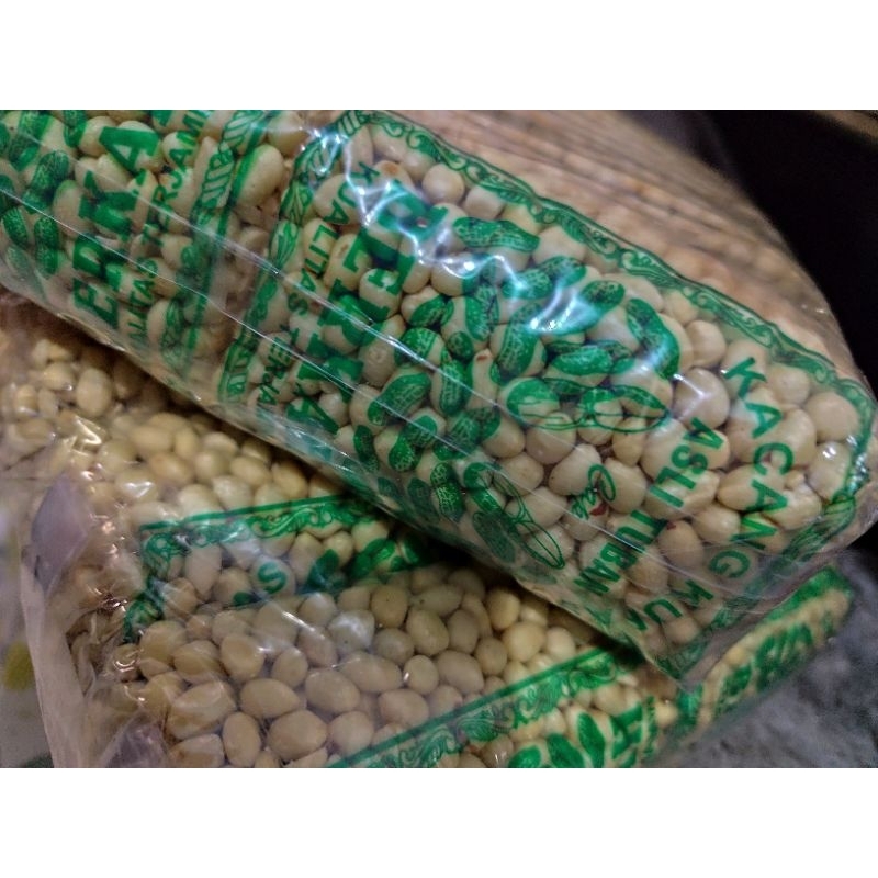 

kacang kupas asli tuban berat 350 gr