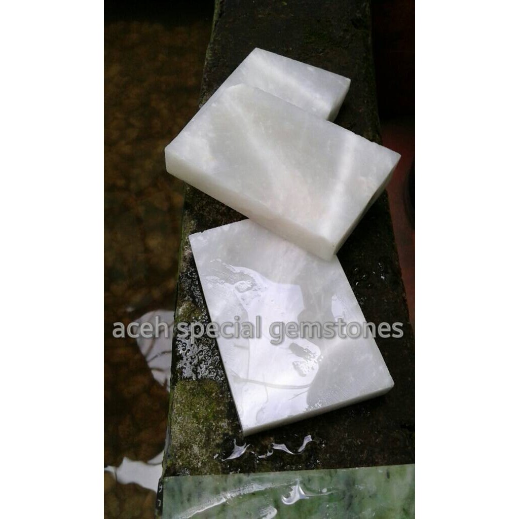 bongkahan giok salju aceh