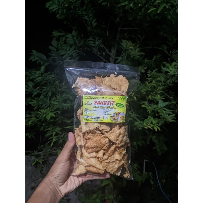 

Pangsit Bawang-Krupuk Pangsit-Krupuk Bakso