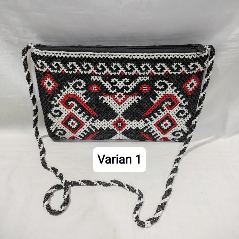 Tas Selempang Manik Dayak besar