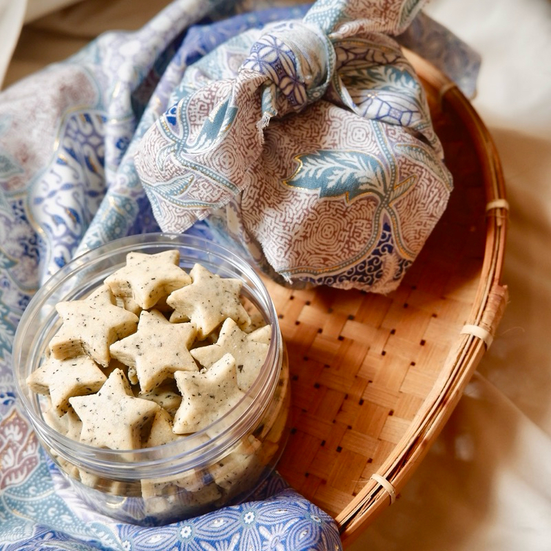 

Ramadan Hampers - Cookies Gift Jar