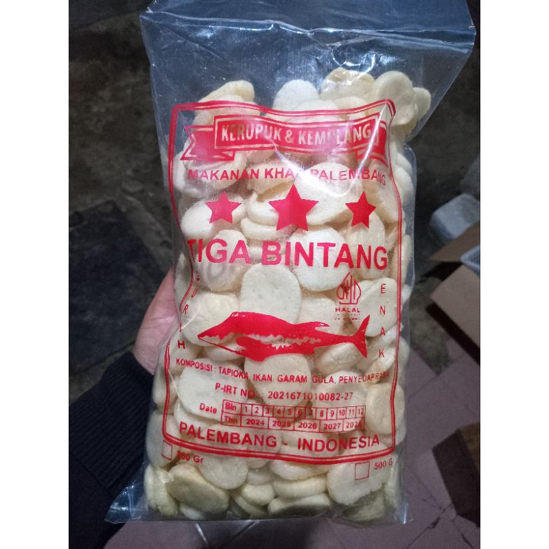 

Kerupuk Ikan Asli Palembang / Isi banyak berat kurleb 350gr