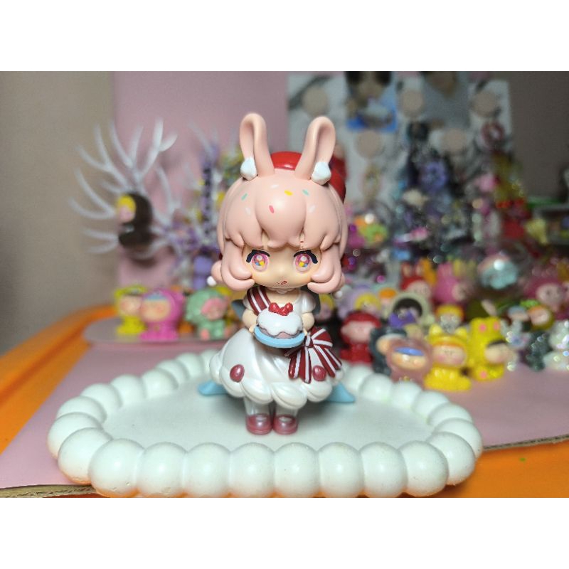 Ninizee ORI figure selected COVER