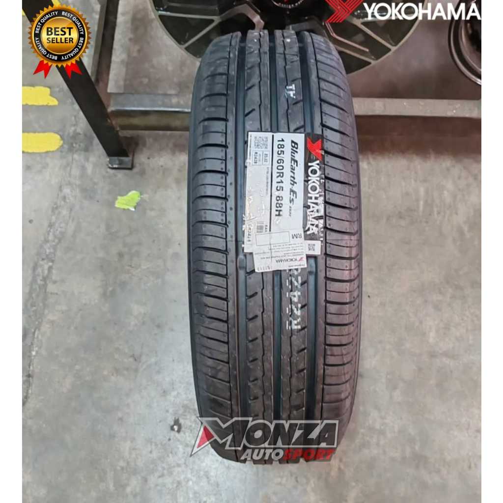 Ban mobil import merk Yokohama 185/60 R15 Blueart-ES32