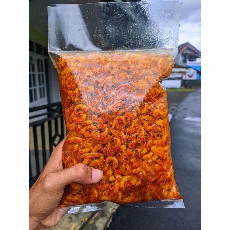 

250gram makaroni cikruh pedas gurih daun jeruk