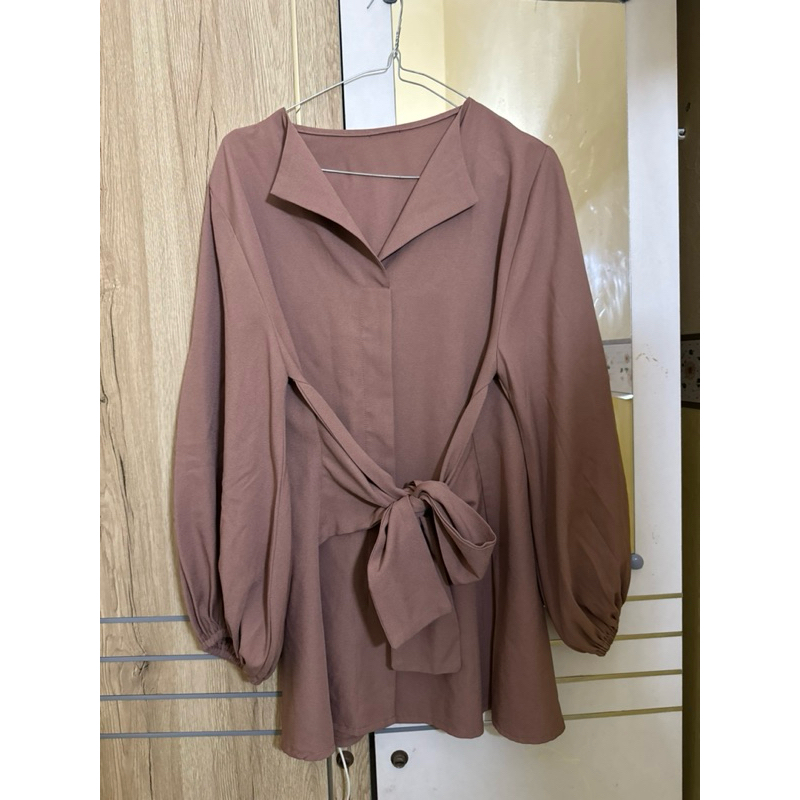 BLOUSE coklat preloved