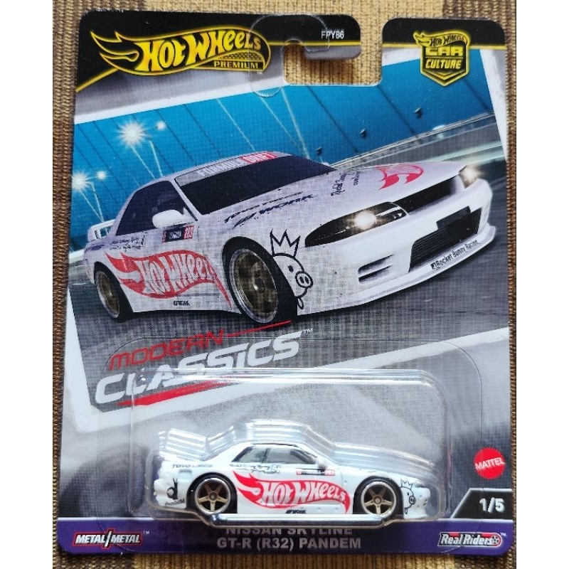 Hotwheels Series Ban Karet MODERN CLASSICS NISSAN SKYLINE GT-R R32 PANDEM / Diecast / Hot Wheels