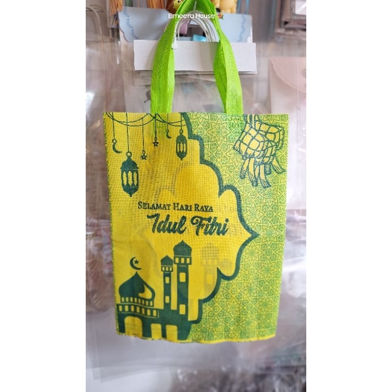 

Tas Idul Fitri Spundbound Uk -+30x40x8cm